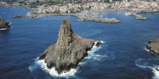 Discovery Sicily’s Cyclops Riviera, north of Catania 