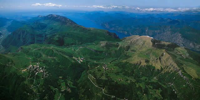 Scenic drive tour between Mount Baldo and Brentonico Plateau
