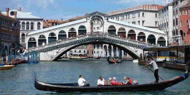 Grand Canal, Venice, from Rialto Bridge to Piazza San Marco